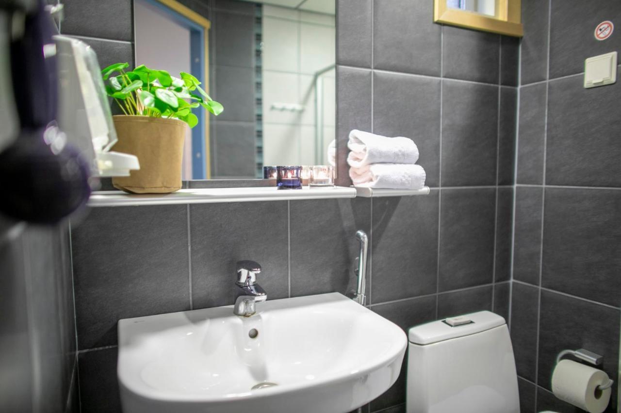 Hotel Uusikuu Mikkeli Buitenkant foto