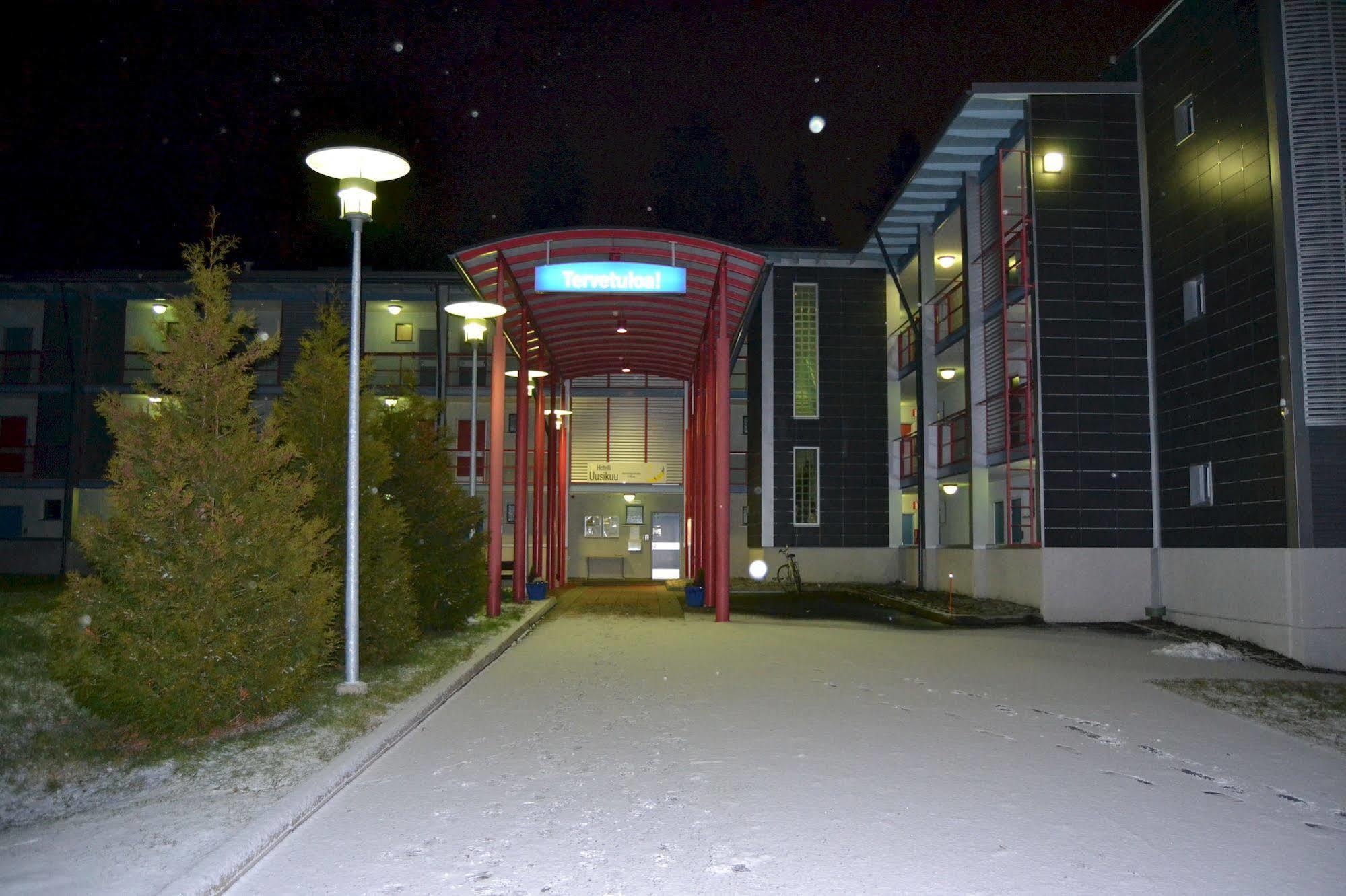 Hotel Uusikuu Mikkeli Buitenkant foto
