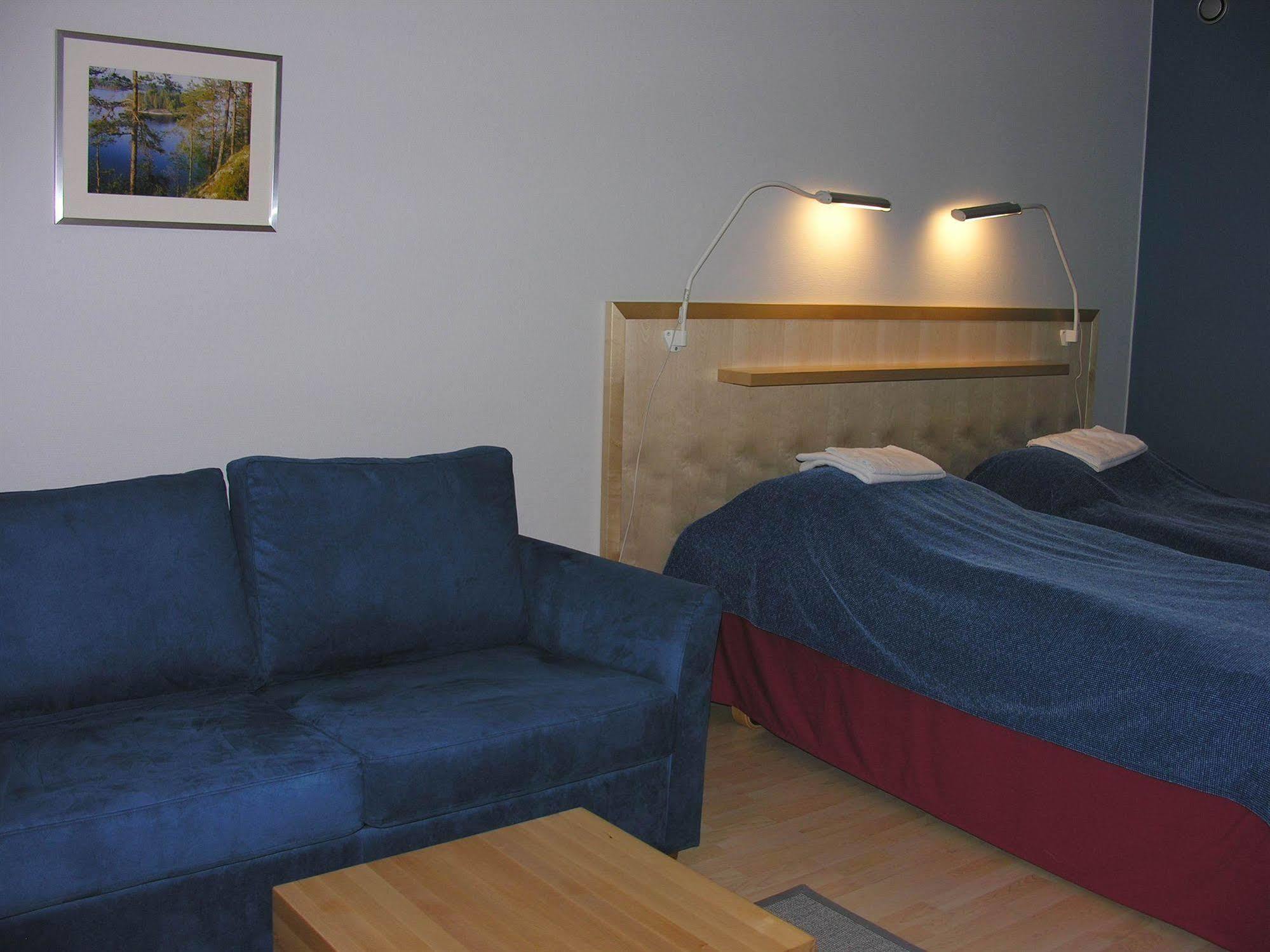 Hotel Uusikuu Mikkeli Buitenkant foto