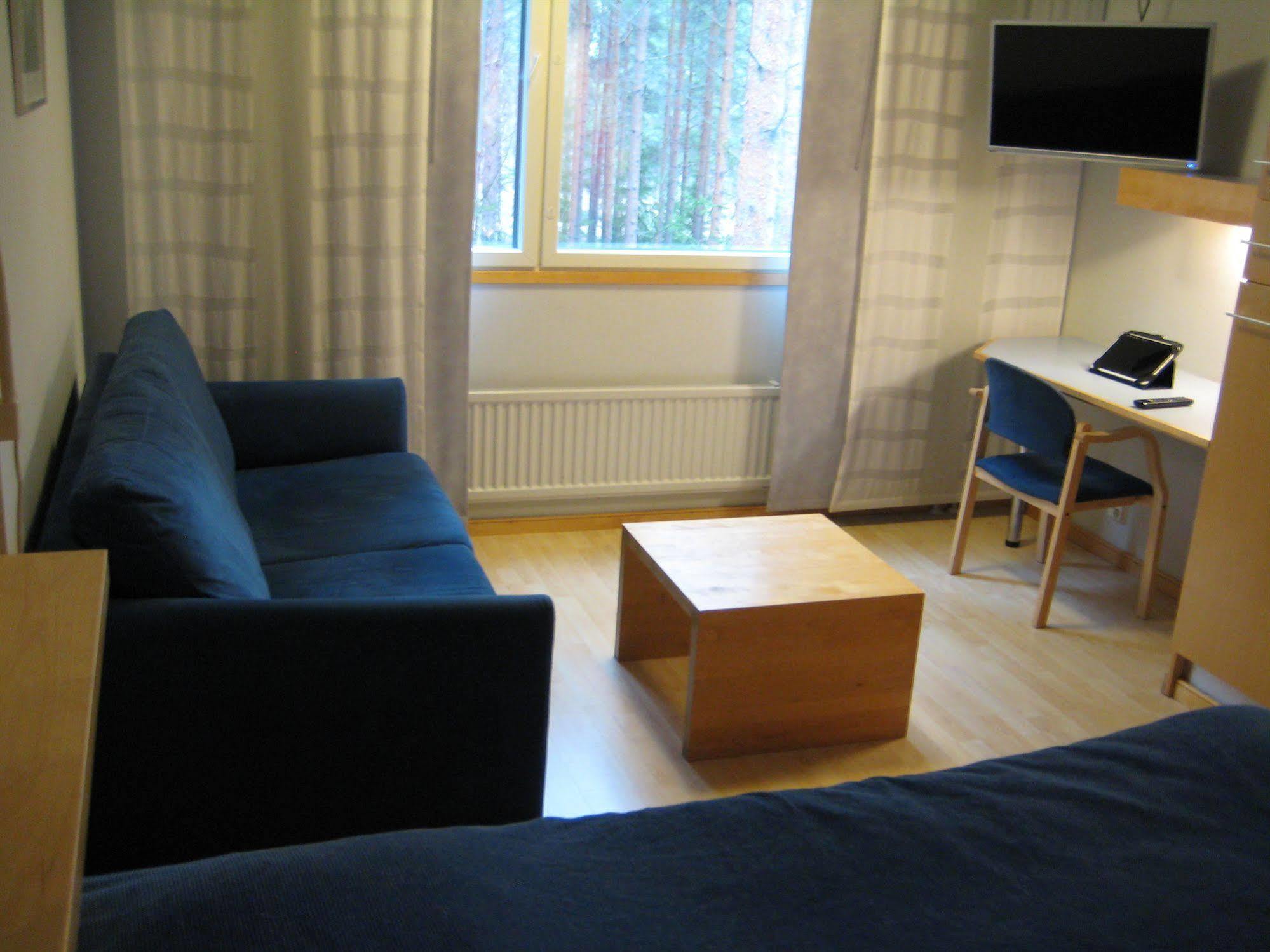 Hotel Uusikuu Mikkeli Buitenkant foto